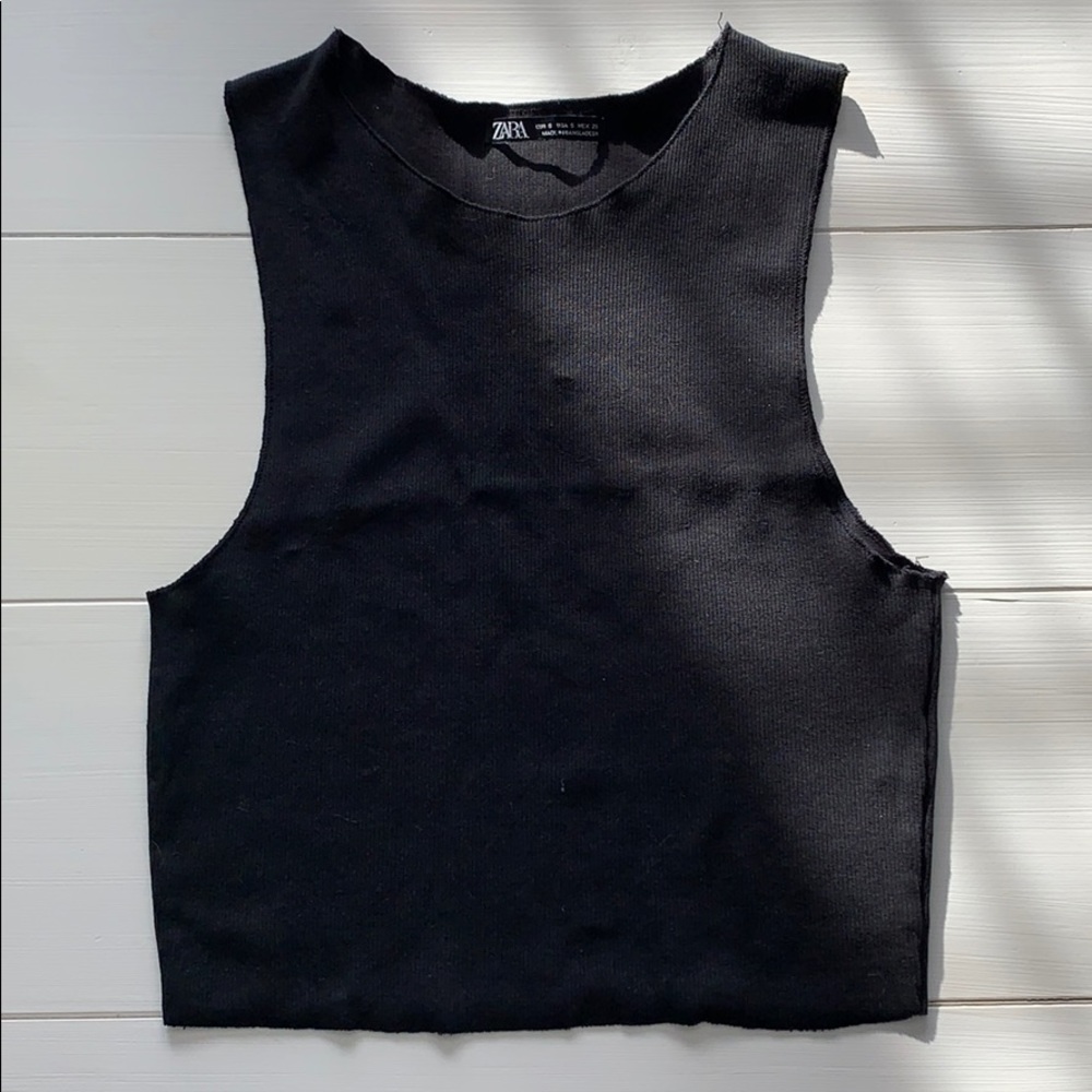 Black crop top